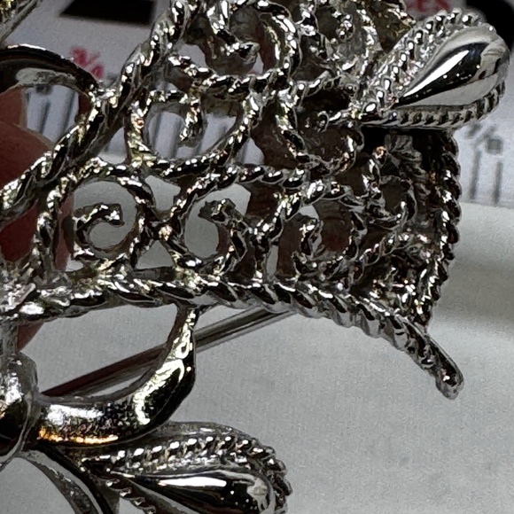 Vintage Trifari Crown Maltese Cross Brooch Silvertone Elegant - Picture 5 of 7